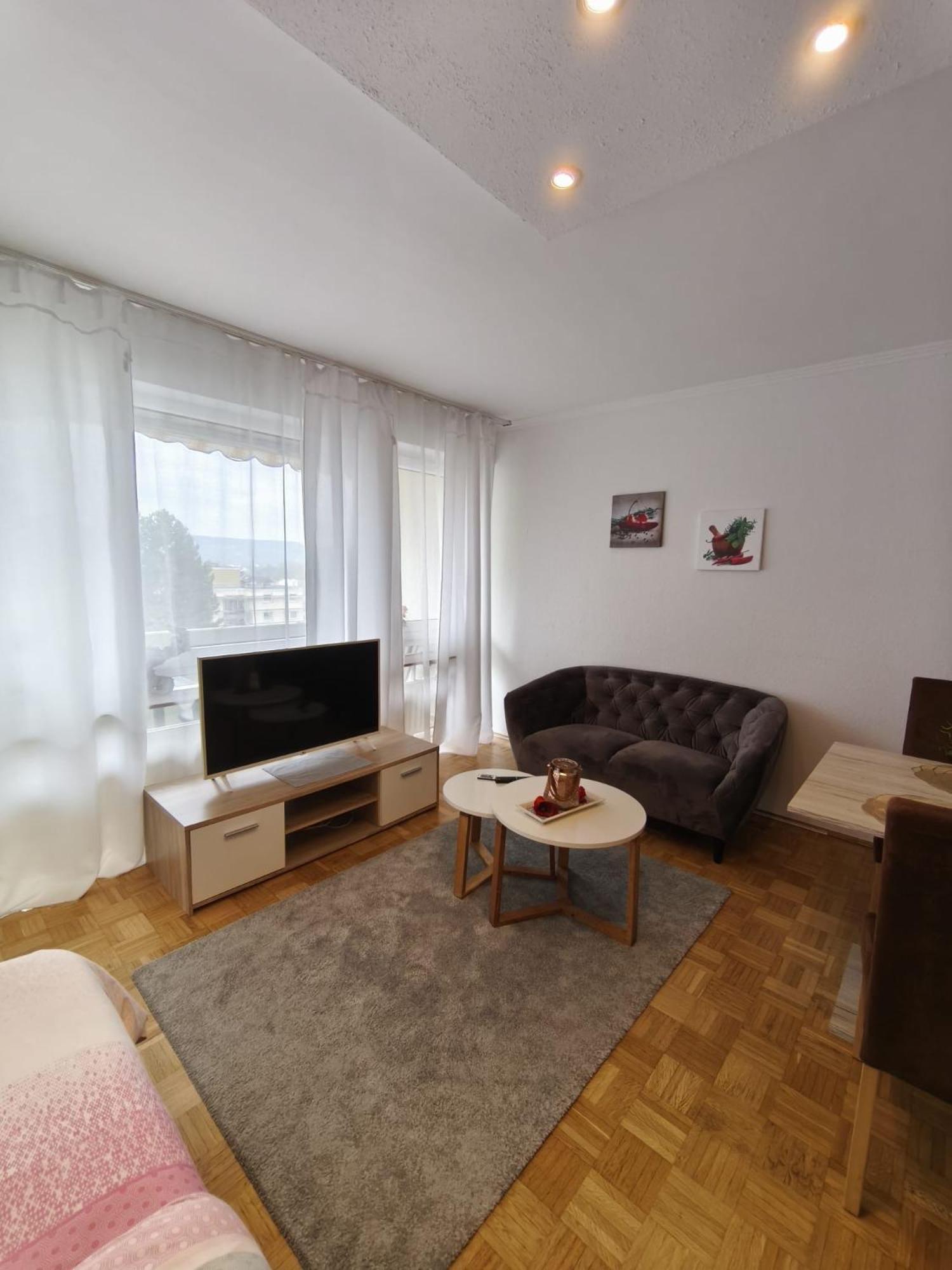 Ferienwohnung Finkenweg バート・ノイェンアール・アールヴァイラー エクステリア 写真